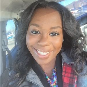 Meet your Posher, Sandrea